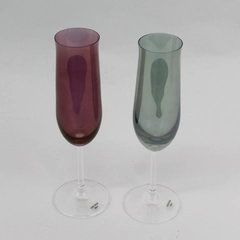 2 Iridescent Champagne Flutes Made In China blue And Burgundy 9 Inch