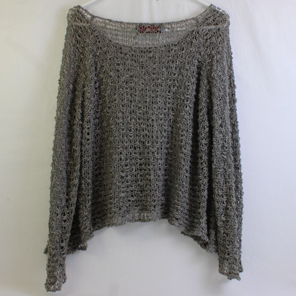 Hands to Hearts Gray Open Knit Long-Sleeve Top Women's Size Medium