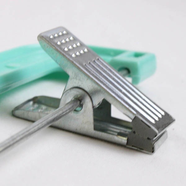 Lot of 10 Pants Skirt Hangers Clothes Hanger Organizer Multicolored Metal Clips 