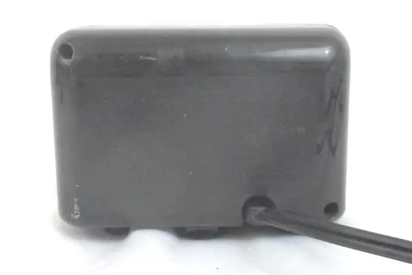 Panasonic Model KP 310 Auto Stop Electric Pencil Sharpener Desk Top Suction Feet