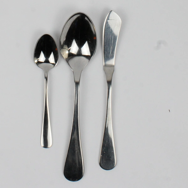 Lot Of 7 Splendide Cirrus (Stainless) Flatware 6 Spoons 1 Butter Knife