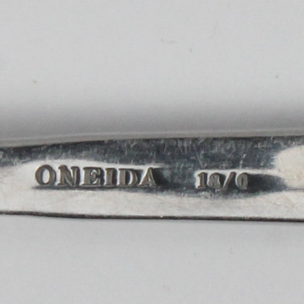 Oneida Silver Purity Pattern Pierced Serving Spoon 18/0 Stainless 8.25 Inches