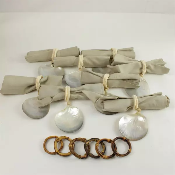 Shell Napkin Rings & Beige Fabric Napkins Set of 8 +6 Extra Rings (14) Coastal