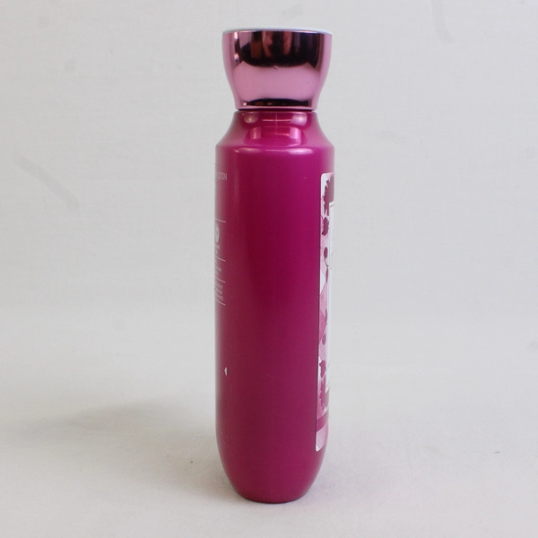 Bath & Body Works Snowflakes & Cashmere Body Lotion 8 fl oz Full New