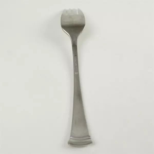 Set of 8 Oneida Fantasia Stainless Steel Salad Forks 7-1/8"