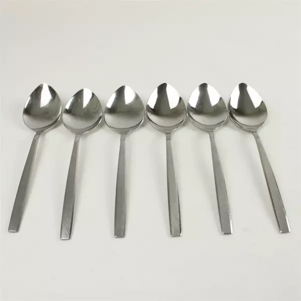 Set of 6 Oneida Melissa Stainless Oval Soup Spoons Full Size