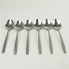 Set of 6 Oneida Melissa Stainless Oval Soup Spoons Full Size