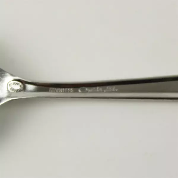 Set of 6 Oneida Melissa Stainless Oval Soup Spoons Full Size