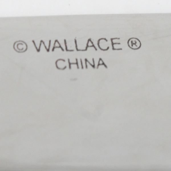 A Wallace Silver Regal Pearl Gold Accent Front/Back Dinner Knife 8.75" Good