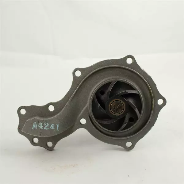 New- Open Box WP-479 Signature Series Water Pump w/Gasket AW9066 Volkswagen