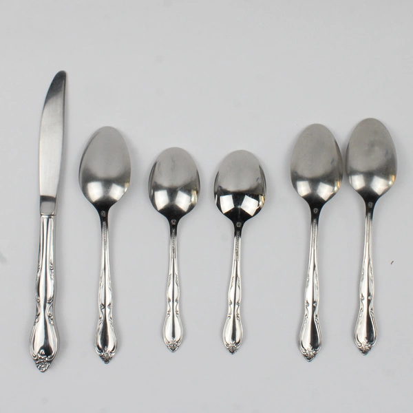 Lot Of 6 WMA Rogers Flatware 3 Soup, 2 Sugar Spoons, 1 Dinner Knife