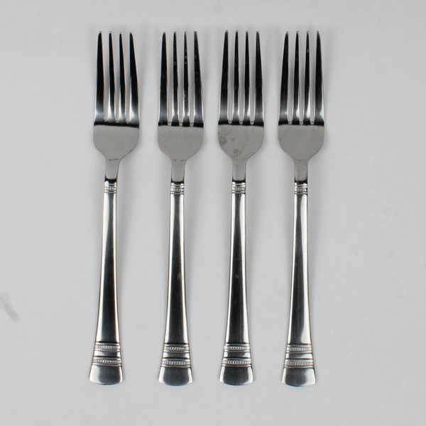 Lot Of 4 International Silver Kensington (Stainless) Flatware Dinner Forks 8.25"
