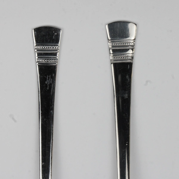 Lot Of 2 International Silver Kensington Flatware Pierced Serving Spoon 9"