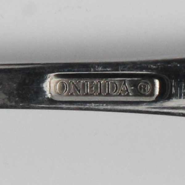 Lot of 3 Oneida Surge Stainless Steel Oval Soup Spoons 7 1/8"