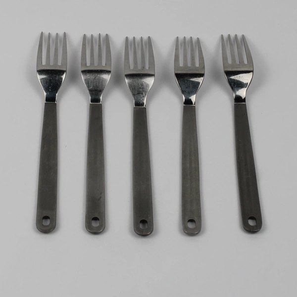 Lot of 5 IKEA IKE18 Pattern Stainless Dinner Forks Rare Hard To Find Pattern 8"