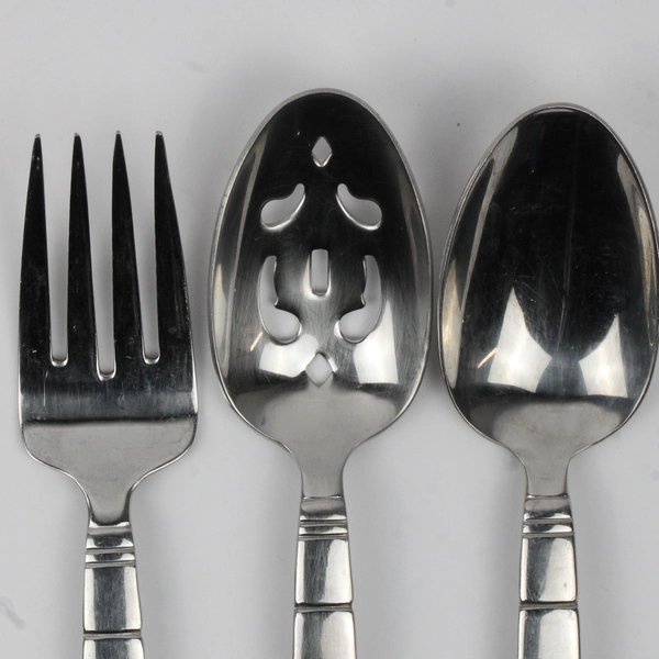 Lot of 4 Wallace Silver Chantel Pattern 18/10 SS Serving Utensils Rare HTF