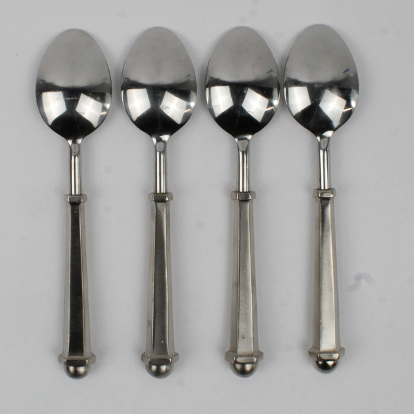 Lot of 4 Wallace Silver Unknown Pattern Stainless Soup Spoons 8.25" Rare HTF