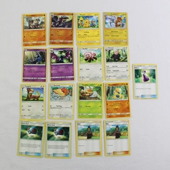 Lot Of 17 Pokemon Basic Trainer Stage 1 Trading Cards 2017 Holo Lycanroc Raichu