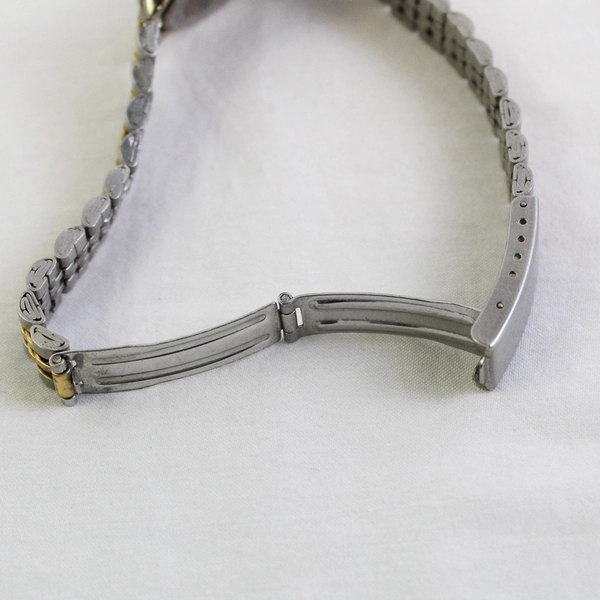 VTG Prestige by Waltham Dual-Tone Quartz Women's Wristwatch 10mm Band