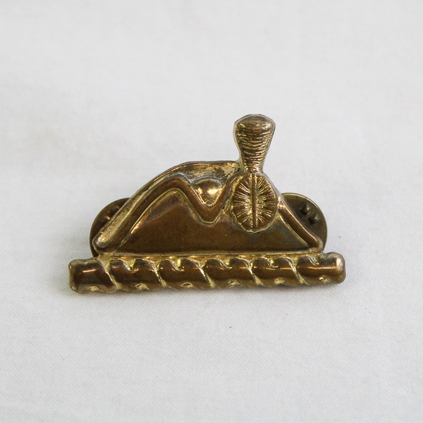 VTG N.S. Meyer WWII 3rd Infantry Regiment Gold-Tone Lapel Pin