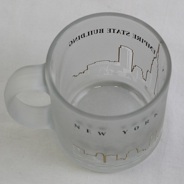 Unbranded "New York City Empire State Building" Skyline Frosted Glass Mug 4"
