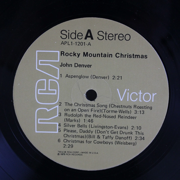 John Denver Rocky Mountain Christmas, Original RCA Vinyl LP 1975 Record