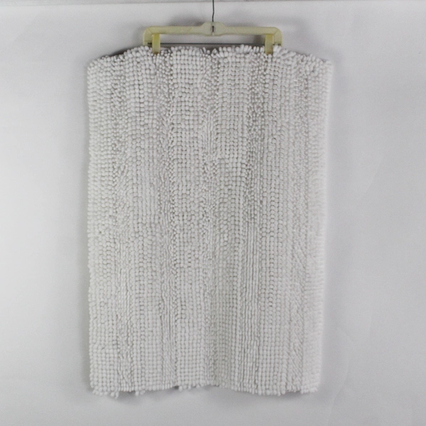 Lot Of 2 Unbranded Matching Solid White Plush Bath Mats 16.5"x24" & 25.5"x25.5"