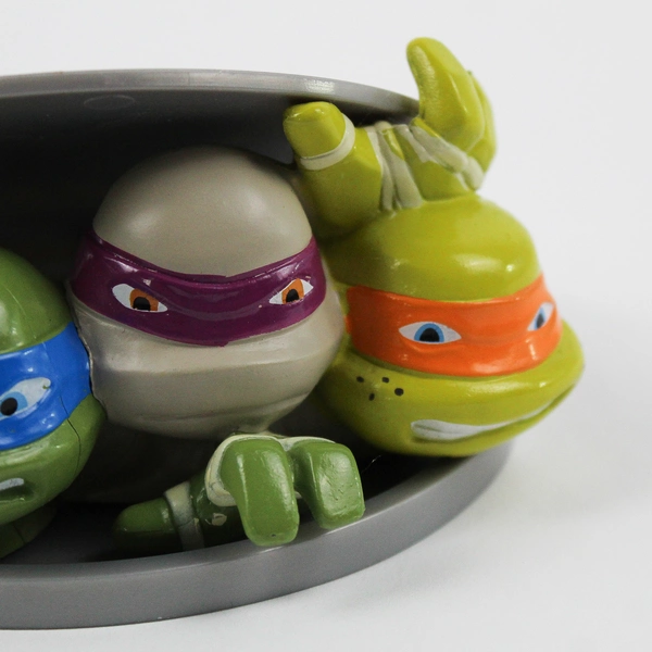 2013 Viacom Teenage Mutant Ninja Turtles Manhole Cover Cake Topper