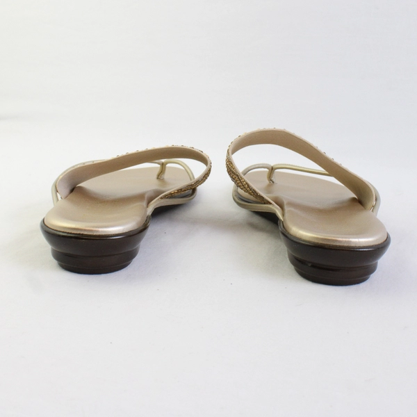 Italian Shoemakers Gold Thong Sandals 1" Block Heels Women's Size 7 Italy Made