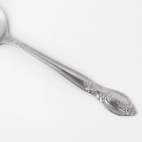 Set of 7 Rogers Co. RG1 Stainless Tablespoons Floral Center