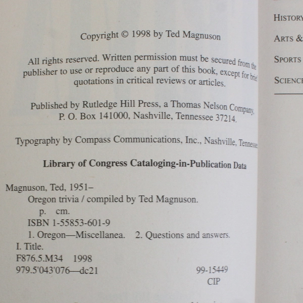 Oregon Trivia by Ted Magnuson 1998, Trade Paperback
