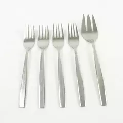 Lot of 5 Oneida Melissa Stainless Forks & Medium Cold Serving Fork