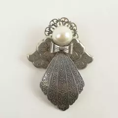 Vintage Jane Filigree Angel Brooch Pin Silver Tone Faux Pearl