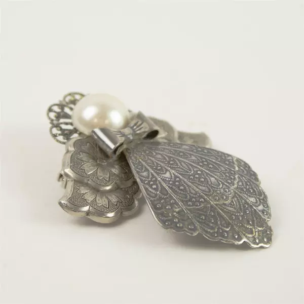 Vintage Jane Filigree Angel Brooch Pin Silver Tone Faux Pearl