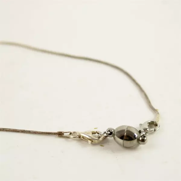 Blue Rhinestone-Inlaid Heart Pendant Necklace 10" Chain