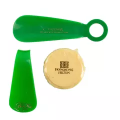 Lot of 3 Super Shine Shoe Polisher & 2 Plastic Shoe Horns 