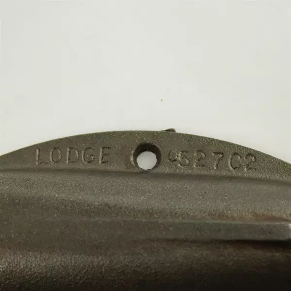 Vintage Stamped C2 Lodge 5-Stick Cast Iron Cornstick Pan