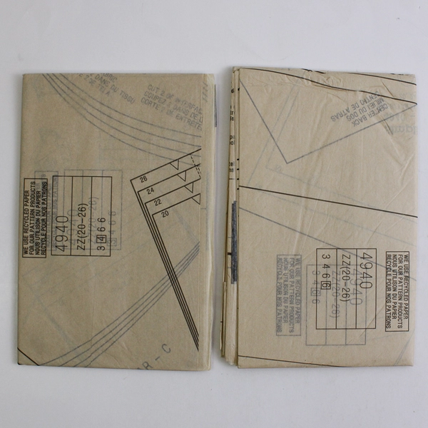 Simplicity Andrea Schewe 4940 Costumes For Adults Womens Sz ZZ (20, 22, 24, 26)