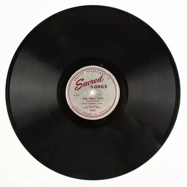 Lot of 10 78RPM Shellac Records Various Songs w/ Case As is