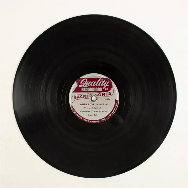 Lot of 10 78 RPM Shellac Records w/ Carrying Case Assorted Songs As is