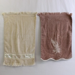 Lot Of 2 Ames Hand Towels Brown & Beige 90% Cotton 10% Polyester 11" x 15"