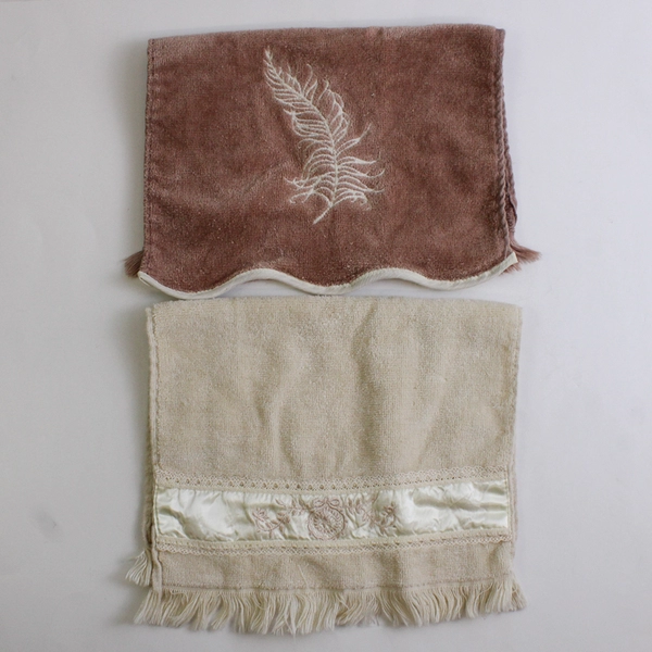Lot Of 2 Ames Hand Towels Brown & Beige 90% Cotton 10% Polyester 11" x 15"
