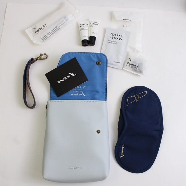 Lot Of 2 Raven + Lily American Airlines Toiletry Bags/Amenity Kits