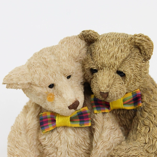 Goebel Paw Prints Beau Bears Teddy Bear Figurines Edward & Edith 