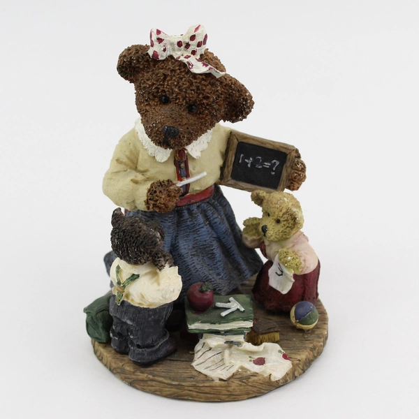 Vintage Resin Bear Figurine Teacher Giving 2 Students A Math Lesson