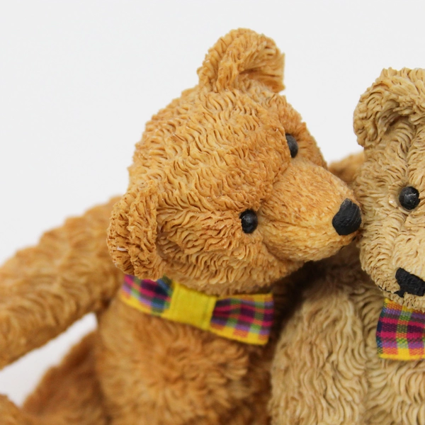 Goebel Paw Prints Beau Bears Owen & Olive Hand Painted Resin Figurine