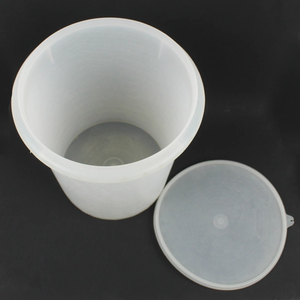 Vintage Tupperware 9-Quart Sheer Canister Tub 255-5 with 1203-6 Lid