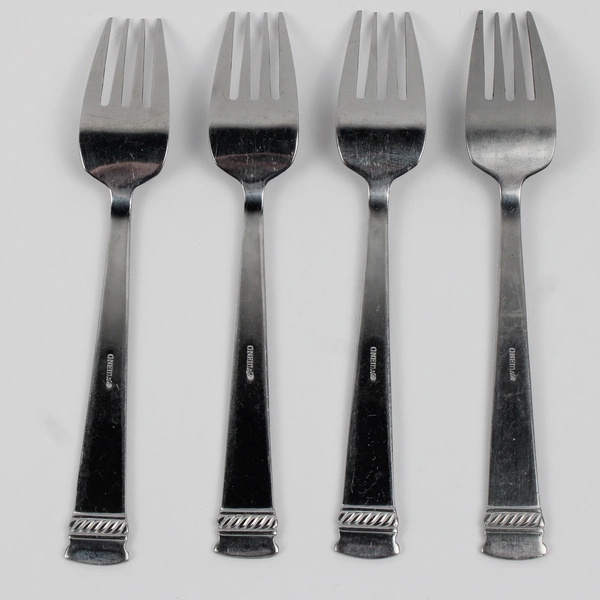 Lot of 4 Oneida Silver Dorset Pattern 18/0 Stainless Salad Forks 7.25" Good