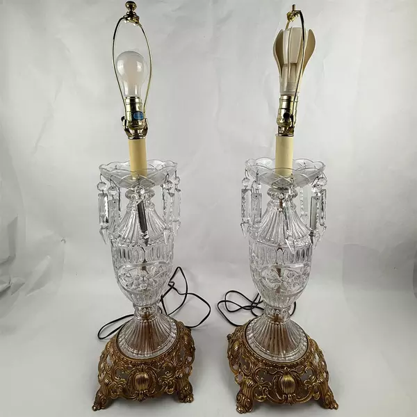 Set of 2 Vintage Etched Victorian Glass Spear Prism Table Lamps Brass 