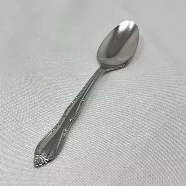 Lot Of 5 Oneida Silver Montclair (Stainless) Flatware Teaspoons 6" Long